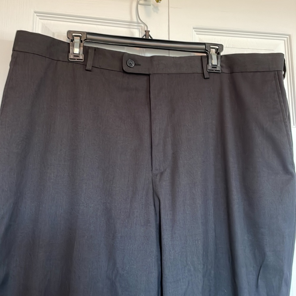 Men’s 40x32 Axist dark gray straight leg pants front/back pockets slacks